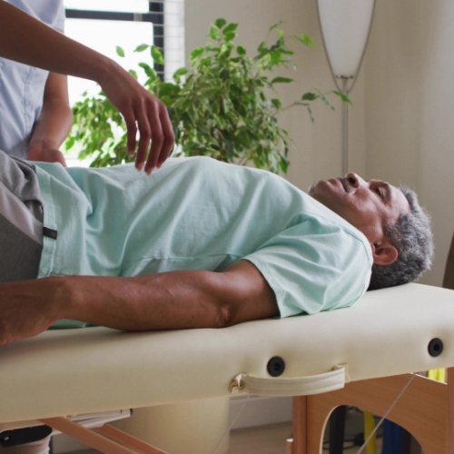 hip-pain-Integrity-Diagnostics-GA-VA-FL-MD-PA-SC-TN-KT